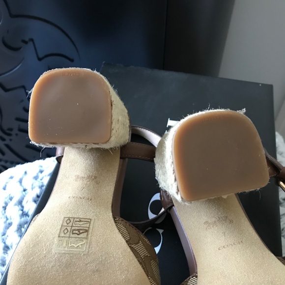 Coach Signature C Open Toe Sandal - Picture 5 of 13